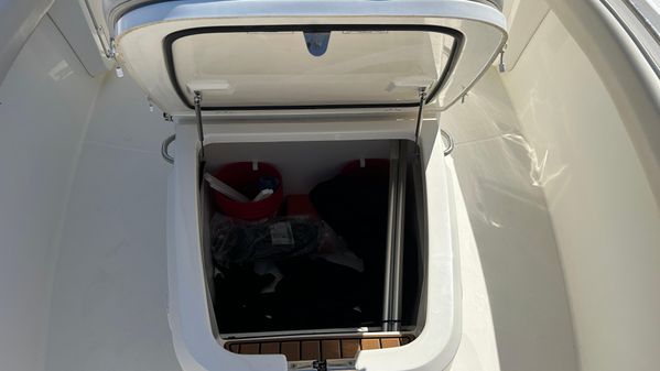 Boston-whaler 280-OUTRAGE image