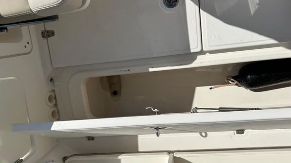 Boston-whaler 280-OUTRAGE image