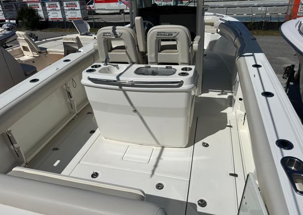 Boston-whaler 280-OUTRAGE image