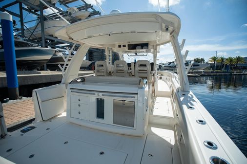 Boston Whaler 420 Outrage image