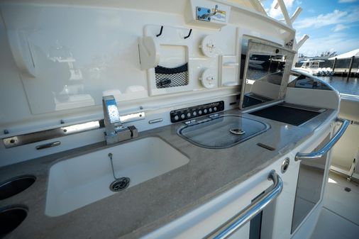 Boston Whaler 420 Outrage image