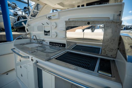 Boston Whaler 420 Outrage image