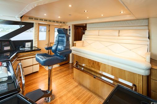 Hatteras Tri-Deck Motoryacht image