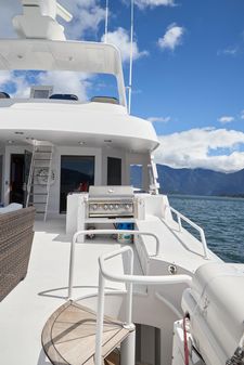 Hatteras Tri-Deck Motoryacht image