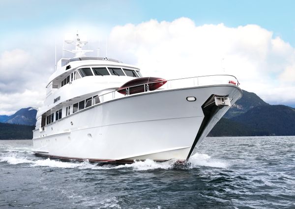 Hatteras Tri-Deck Motoryacht image