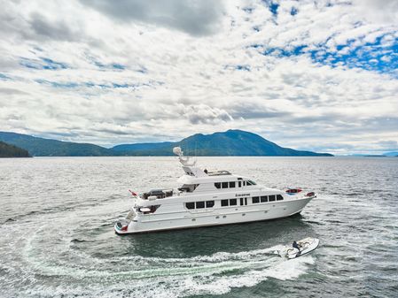 Hatteras Tri-Deck Motoryacht image