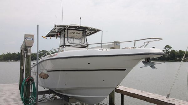 Century 2900 Center Console Yamaha F250's 