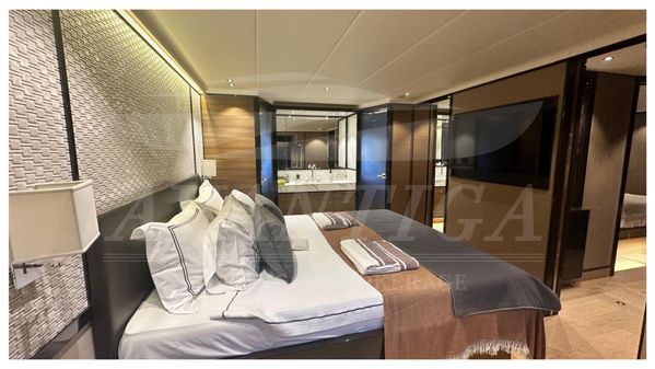 Absolute 73 Navetta image