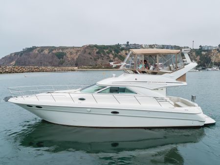 Sea Ray 400 Sedan Bridge image