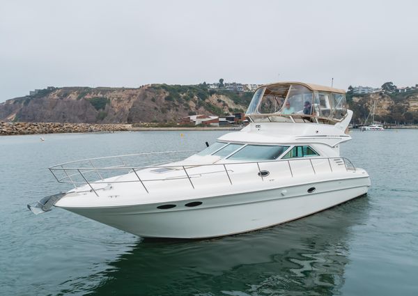 Sea Ray 400 Sedan Bridge image