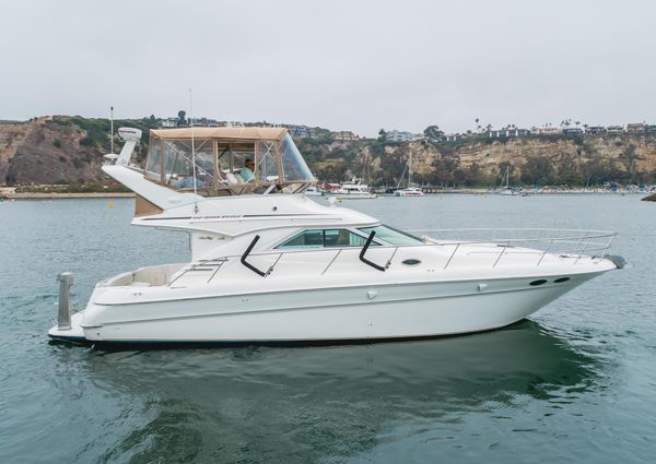 Sea Ray 400 Sedan Bridge image