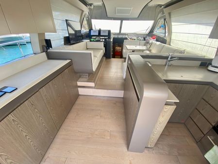 Ferretti Yachts 550 image