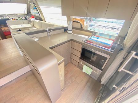 Ferretti Yachts 550 image