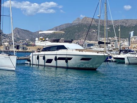 Ferretti Yachts 550 image