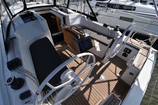 Hanse 348 image