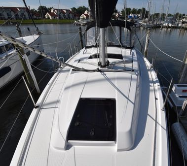 Hanse 348 image