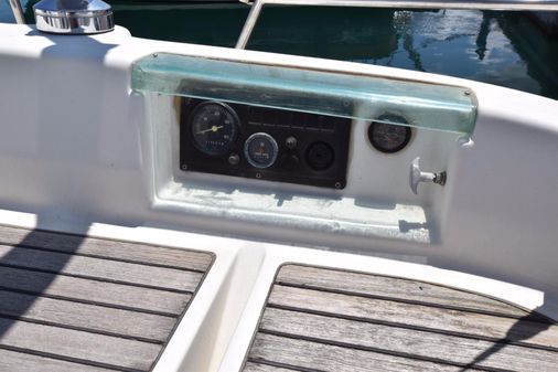 Beneteau Oceanis 331 image