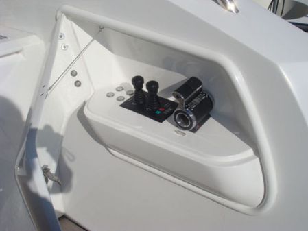 Sunseeker Predator 84 image