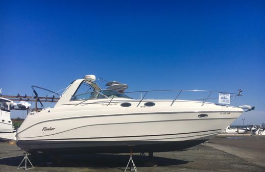 Rinker 342 Fiesta Vee image