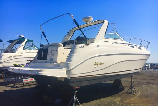 Rinker 342 Fiesta Vee image