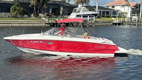 Regal 2700 Bowrider 