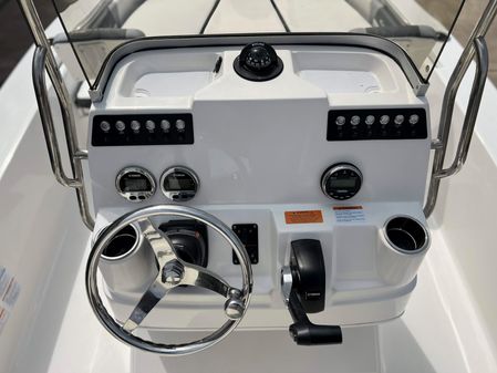 Robalo 206 Cayman image