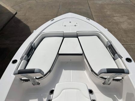 Robalo 206 Cayman image