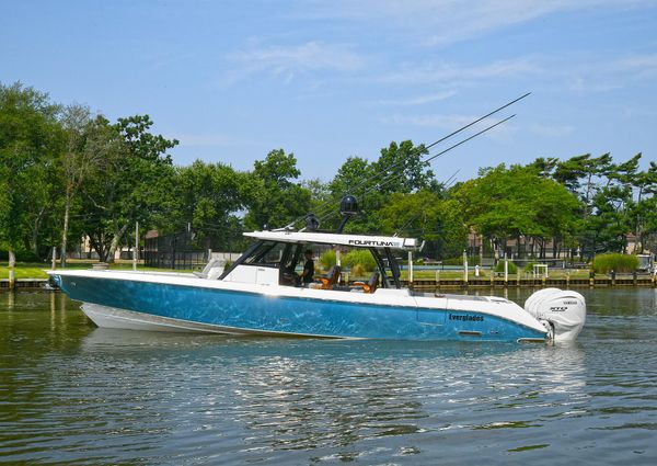 Everglades 455 Center Console image