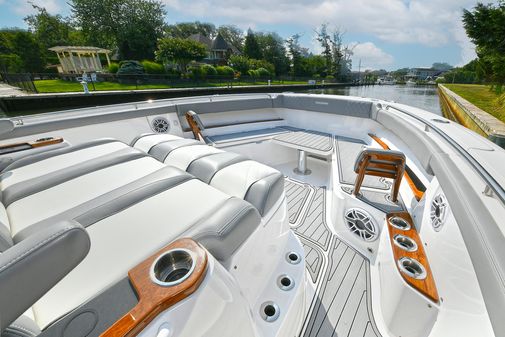 Everglades 455 Center Console image