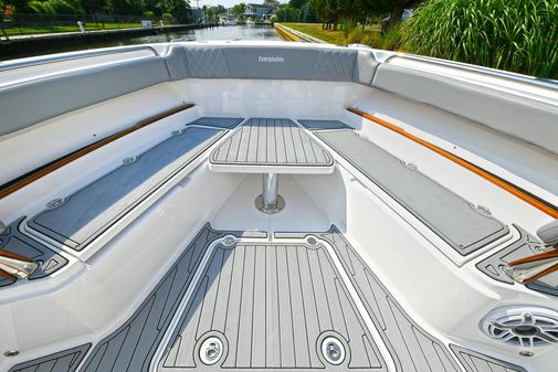 Everglades 455 Center Console image