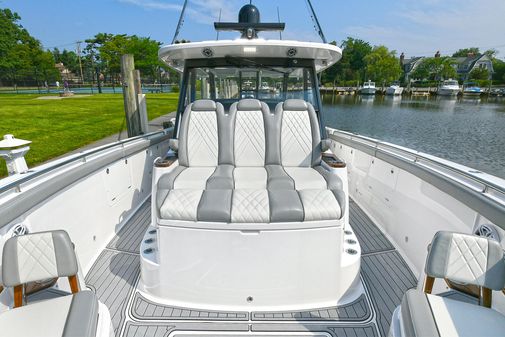 Everglades 455 Center Console image