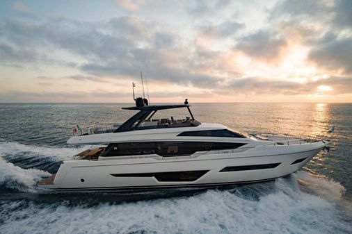 Ferretti Yachts 780 image