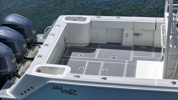 SeaVee 370z image