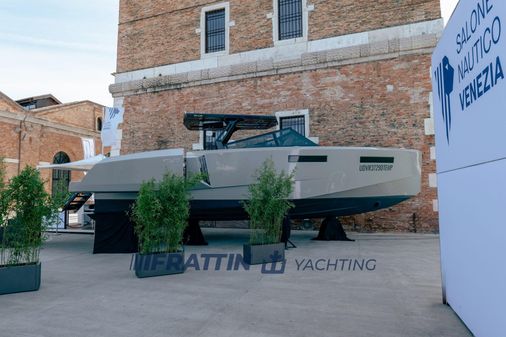 Evo Yachts Evo R4 WA image