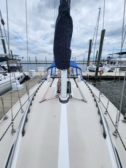 Catalina 34 image