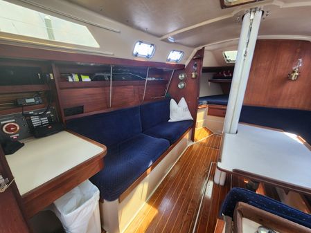 Catalina 34 image