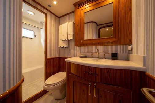 Outer-reef-yachts 900-MOTORYACHT image