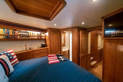 Outer-reef-yachts 900-MOTORYACHT image