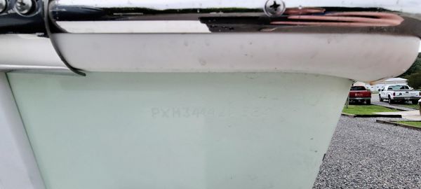 Parker 2320 SL Sport Cabin image
