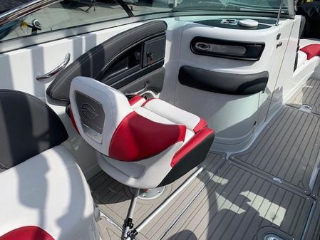Crownline 265 SS image