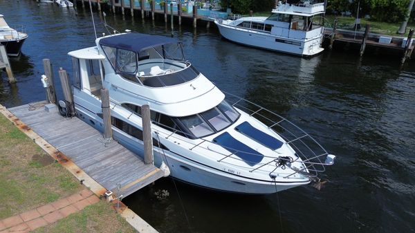 Carver 396 Motor Yacht image