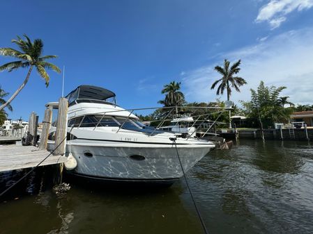 Carver 396 Motor Yacht image