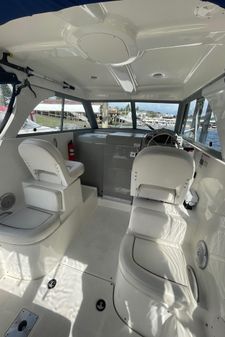 Bayliner 266 Discovery image