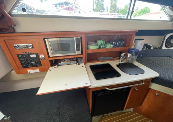 Bayliner 266 Discovery image