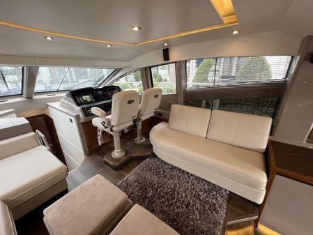 Sea Ray L550 image
