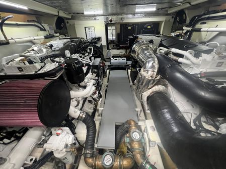 Sea Ray L550 image