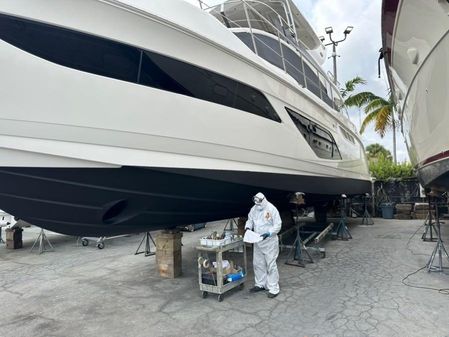 Sea Ray L550 image