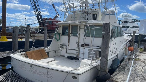 Hatteras 42 sport fisherman 