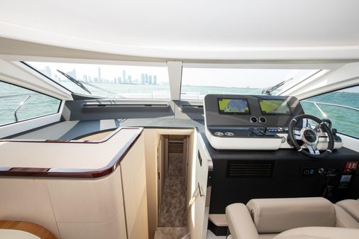 Azimut Fly 68 image