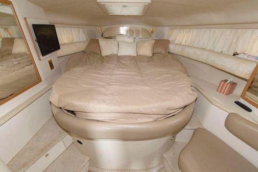 Sea Ray 370 Sundancer image